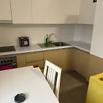 Leon Apartman Shëngjin